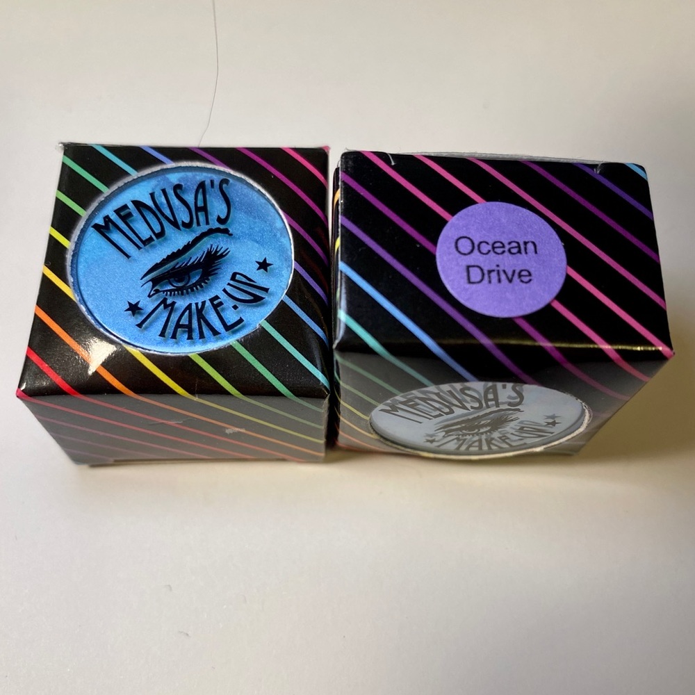 Medusa’s Makeup eye dust pigment